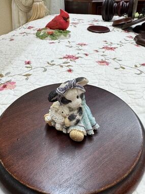 Mary Moo Moos Figurine - Moo Moo Had a Little Lamb